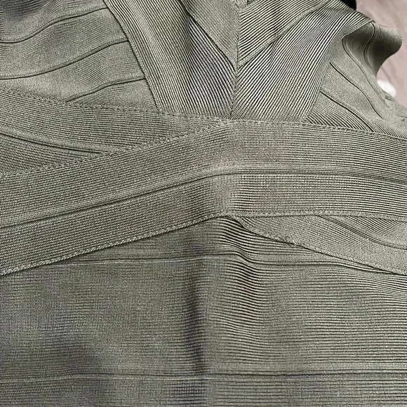 [XS]Bebe  Double V Bandage Dress NWOT - Picture 10 of 11